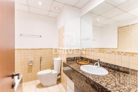 Apartamento para arrendamento em Jumeirah Beach Residence, Dubai, EAU 3 quartos, 168 m2 № 655465 - foto 18