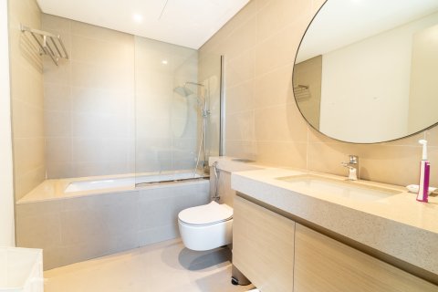 Townhouse in Dubai, UAE 4 bedrooms, 246 sq.m. № 734460 - photo 13