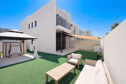 Kamienica w DAMAC Hills (Akoya by DAMAC), Dubai, ZEA 3 sypialnie, 152 mkw. nr 734456