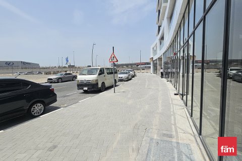 Myymälä Jebel Ali, Dubai, Arabiemiraatit 49.3 m2 № 633593
