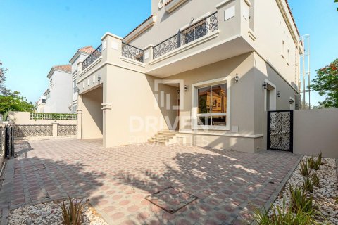 Vila v The Villa, Dubai, SAE 5 spální, 511 m2 č. 684684 - Fotografia 3