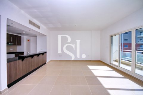 Villa in Al Reef, Abu Dhabi, UAE 3 bedrooms, 174 sq.m. № 717324 - photo 2
