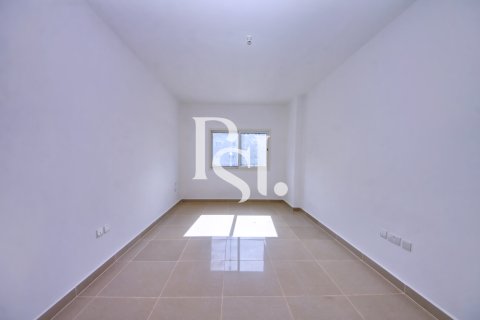 Villa in Al Reef, Abu Dhabi, UAE 3 bedrooms, 174 sq.m. № 717324 - photo 6