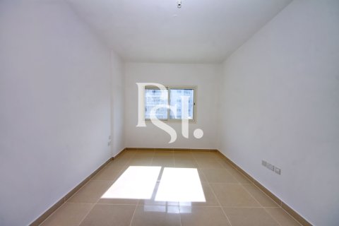 Villa in Al Reef, Abu Dhabi, UAE 3 bedrooms, 174 sq.m. № 717324 - photo 5