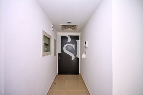 Villa in Al Reef, Abu Dhabi, UAE 3 bedrooms, 174 sq.m. № 717324 - photo 3