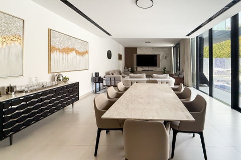 Huvila Tilal City, Sharjah, Arabiemiraatit 5 makuuhuonetta, 626.49 m2 № 759760 - kuva 6