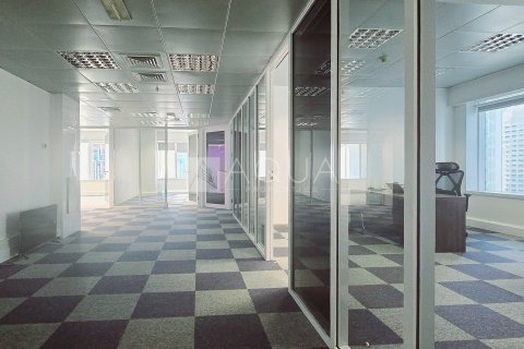 Üürile anda kontor asukohaga Sheikh Zayed Road, Dubai, AÜE: 186.1 m² Nr 651993 - pilt 12