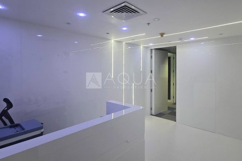 Üürile anda kontor asukohaga Sheikh Zayed Road, Dubai, AÜE: 186.1 m² Nr 651993 - pilt 2