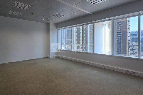 Üürile anda kontor asukohaga Sheikh Zayed Road, Dubai, AÜE: 186.1 m² Nr 651993 - pilt 7