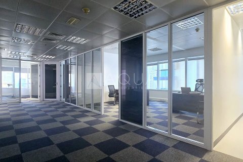 Üürile anda kontor asukohaga Sheikh Zayed Road, Dubai, AÜE: 186.1 m² Nr 651993 - pilt 6