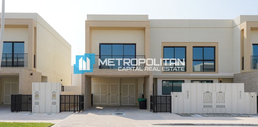 Yas Island, Abu Dhabi, UAE의 타운하우스 침실 3개, 390제곱미터 번호 651987