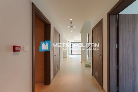 Yas Island, Abu Dhabi, UAE의 임대용 타운하우스 침실 3개, 390제곱미터 번호 651987 - 사진 18