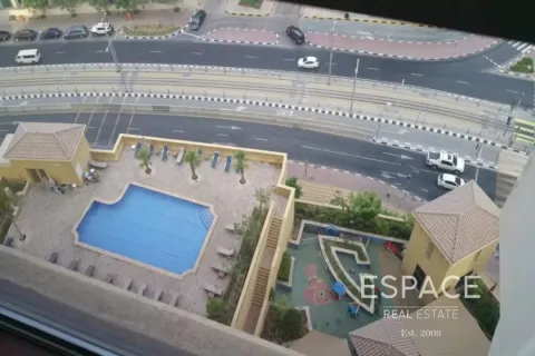 Apartamento en alquiler en Jumeirah Beach Residence, Dubai, EAU 1 dormitorio, 111 m2 № 661158 - foto 10