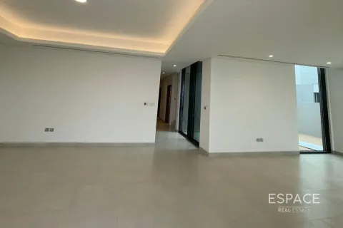 Kamienica do wynajęcia w Arabian Ranches 3, Dubai, ZEA 4 sypialnie, 384 mkw., nr 661155 - zdjęcie 2