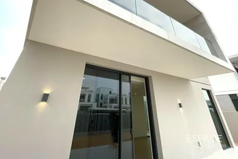 Kamienica do wynajęcia w Arabian Ranches 3, Dubai, ZEA 4 sypialnie, 384 mkw., nr 661155 - zdjęcie 4