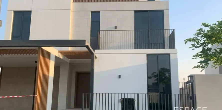 Kamienica w Arabian Ranches 3, Dubai, ZEA 4 sypialnie, 384 mkw. nr 661155