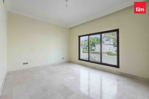 Vilë në Dubai, Emiratet e Bashkuara Arabe 6 dhoma gjumi, 632.3 m2. № 634731 - Foto 7