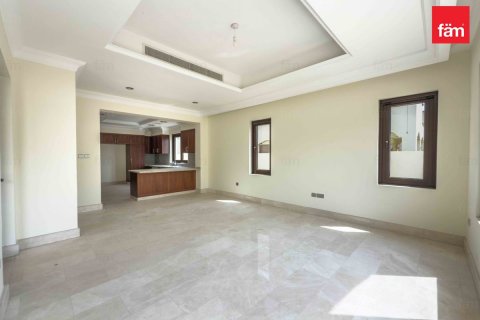 Vilë në Dubai, Emiratet e Bashkuara Arabe 6 dhoma gjumi, 632.3 m2. № 634731 - Foto 6