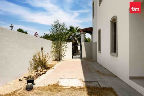 Vilë në Dubai, Emiratet e Bashkuara Arabe 6 dhoma gjumi, 632.3 m2. № 634731 - Foto 27