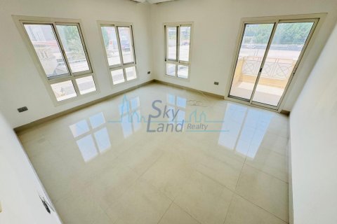 Villa zur Miete in Umm Suqeim, Dubai, VAE 4 Schlafzimmer, 371.6 m2 Nr. 633431 - Foto 7