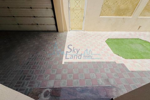 Villa zur Miete in Umm Suqeim, Dubai, VAE 4 Schlafzimmer, 371.6 m2 Nr. 633431 - Foto 18