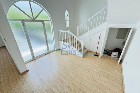 Villa in affitto a Umm Suqeim, Dubai, EAU 4 camere da letto, 325.2 mq. № 633430 - foto 4