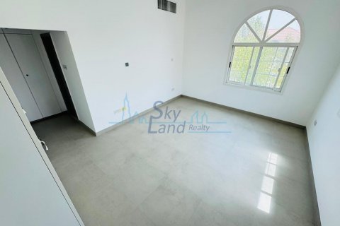 Villa in affitto a Umm Suqeim, Dubai, EAU 4 camere da letto, 325.2 mq. № 633430 - foto 13