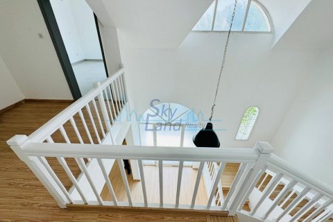 Villa in affitto a Umm Suqeim, Dubai, EAU 4 camere da letto, 325.2 mq. № 633430 - foto 10