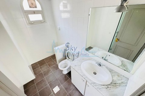 Villa in affitto a Umm Suqeim, Dubai, EAU 4 camere da letto, 325.2 mq. № 633430 - foto 14