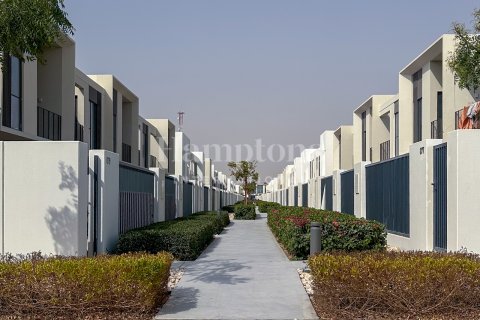 Rijtjeshuis te huur in Jumeirah Village Triangle, Dubai, VAE 3 slaapkamers, 173.99988676 vr.m., nr 660878 - foto 12