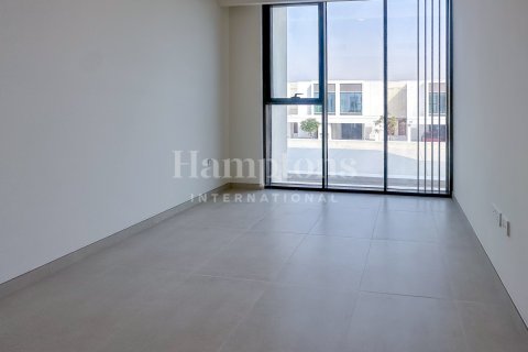 Rijtjeshuis te huur in Jumeirah Village Triangle, Dubai, VAE 3 slaapkamers, 173.99988676 vr.m., nr 660878 - foto 2