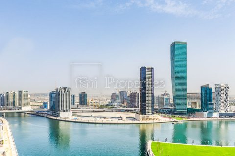 Apartment in Business Bay, Dubai, UAE 39.6 sq.m. № 633894 - photo 14