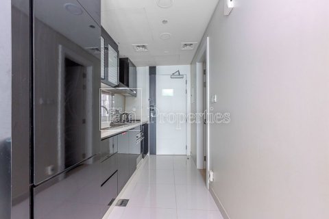 Apartment in Business Bay, Dubai, UAE 39.6 sq.m. № 633894 - photo 11
