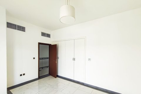 טאונהאוס להשכרה ב Dubai Land, Dubai, איחוד האמירויות  4 חדרי שינה, 286.33 מ"ר, מספר 750081 - תמונה 3