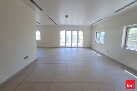 فيلا للإيجار في Jumeirah Park، دبي، الإمارات العربية المتحدة 3 غرفة نوم ، 522.9 متر مربع ، رقم 712894 - صورة 4