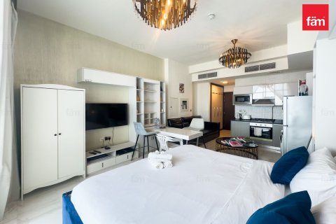 Apartment in Business Bay, Dubai, UAE 37.8 sq.m. № 727351 - photo 6