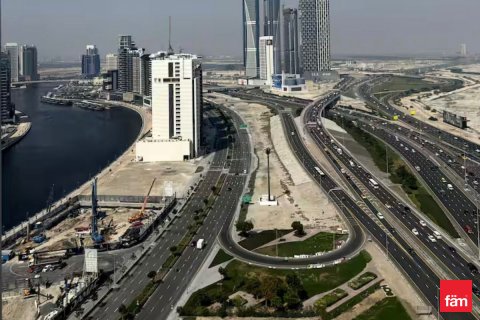 Apartment in Business Bay, Dubai, UAE 37.8 sq.m. № 727351 - photo 14