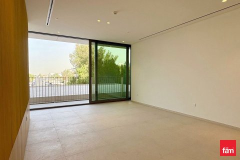 Lägenhet till försäljning i Dubai, UAE 2 sovrum, 143.7 kvm Nr. 685943 - fotografi 2