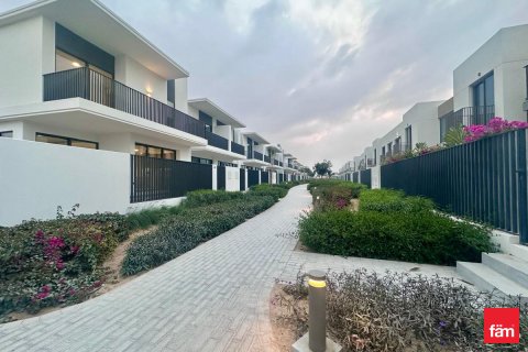 Villa til leje i Dubai, UAE 3 soveværelser, 174 kvm № 685941 - foto 18