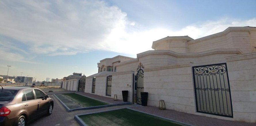 Villa i Al Barsha, Dubai, Emiratene 6 soverom, 1114.8 kvm nr. 708106