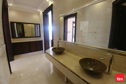 ویلا برای اجاره در Al Barsha، Dubai، امارات متحده عربی 6 خوابه ، 1114.8 متر مربع ، شماره 708106 - تصویر 18