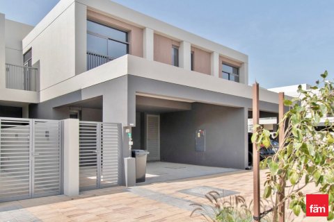 Villa uthyres i Dubai, UAE 3 sovrum, 179.3 kvm Nr. 708083 - fotografi 2