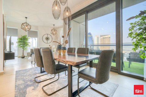 Apartamento en alquiler en Downtown Dubai (Downtown Burj Dubai), Dubai, EAU 3 dormitorios, 180 m2 № 708085 - foto 3