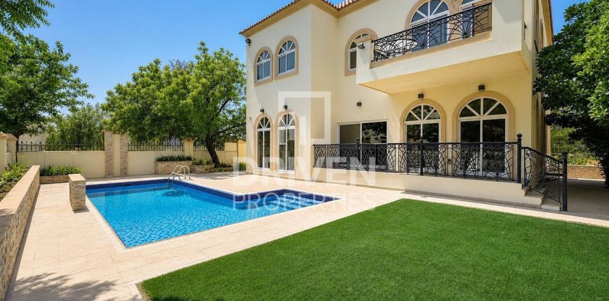 Vila v The Villa, Dubai, SAE 4 ložnice, 604.06 m² Č.: 767330