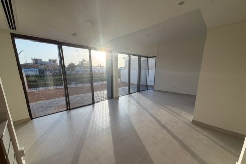 Townhouse in The Valley, Dubai, UAE 4 bedrooms, 261 sq.m. № 700758 - photo 4