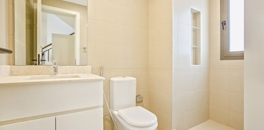 Σπίτι σε Town Square, Dubai, ΗΑΕ 3 υπνοδωμάτια, 196 τ.μ. Αρ. 700726