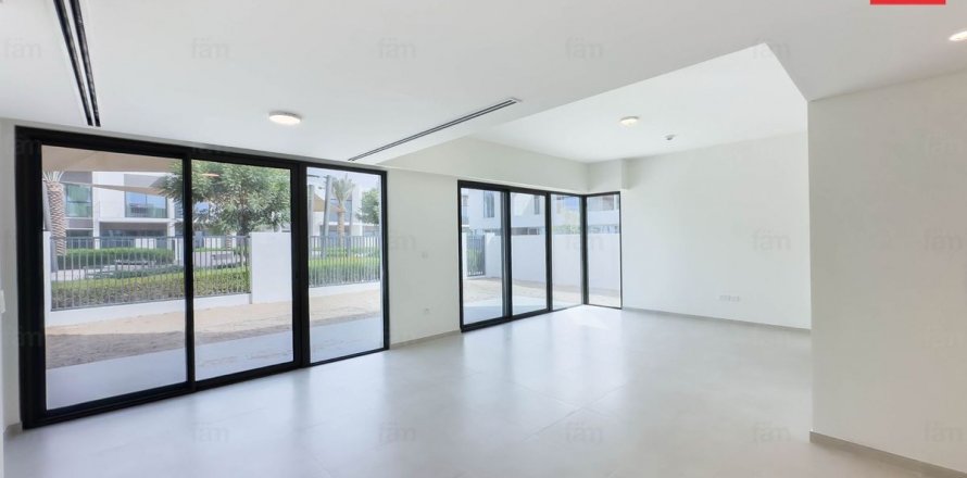 Ridamaja asukohaga Dubai, AÜE: 4 magamistoaga, 254.9 m² Nr 644997
