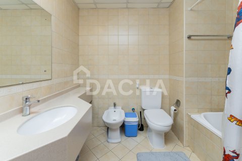 Appartamento in vendita a Dubai Sports City, Dubai, EAU 2 camere da letto, 147 mq. № 713640 - foto 12