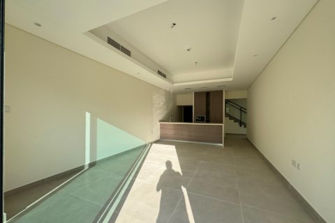 Kaupunkipientalo Sharjah, Arabiemiraatit 3 makuuhuonetta, 250.84 m2 № 749274 - kuva 5
