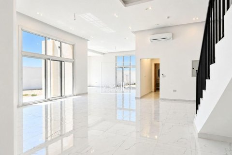 Vila u Al Rahba, Abu Dhabi, UAE 5 spavaćih soba, 1274.72 m2 Br. 766888 - fotografija 2